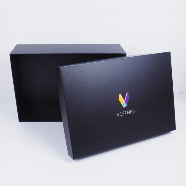 vestnes brand cardboard box