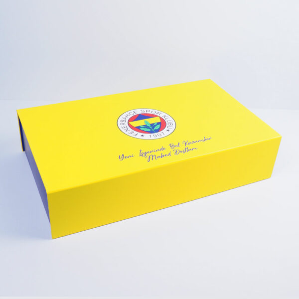 fenerbahçe themed special cardboard box design