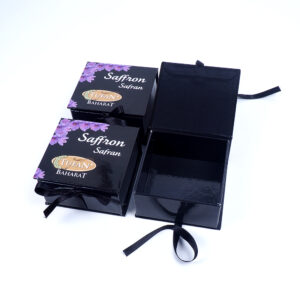 cardboard spice box with ribbons3